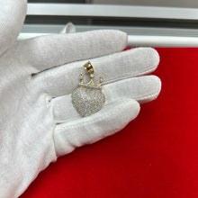 Load image into Gallery viewer, Diamond Heart Pendant