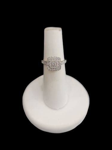 Diamond Ladies Ring